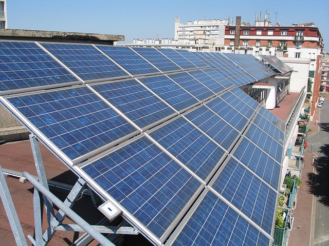 Nowe metody koncentracji energii słonecznej w panelach fotowoltaicznych