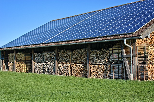 Fotowoltaika w systemach oświetleniowych: energooszczędność i niezależność